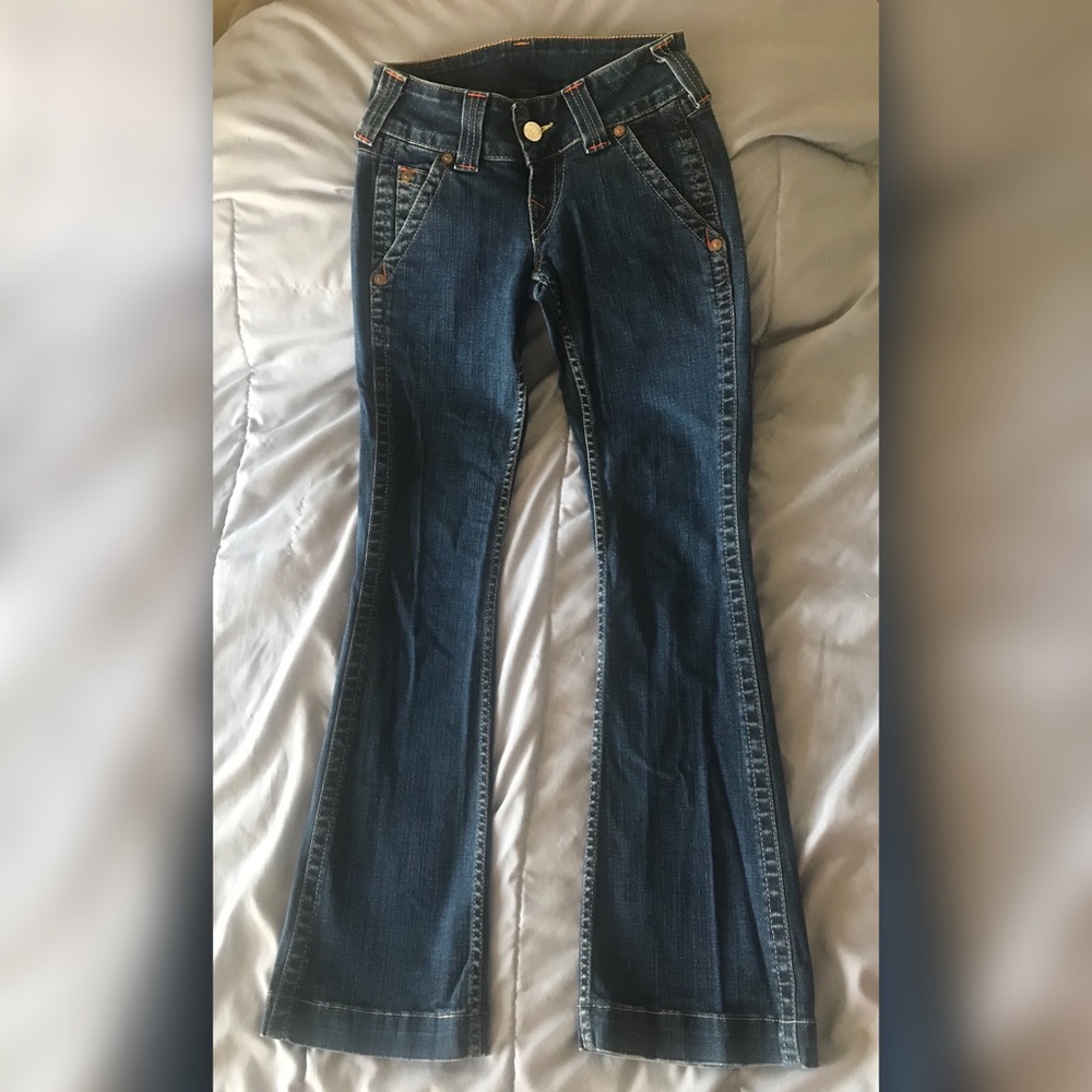 Stylish Blue Jeans for Women - Picture 4 of 5